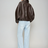 Celia – Elegance, síla a pohodlí