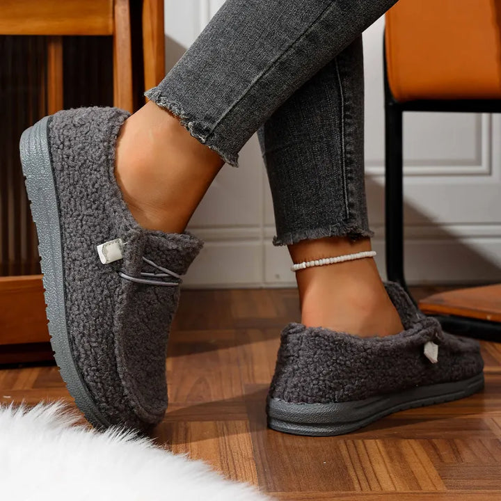 Luna - Elegantní semišové slip-on boty