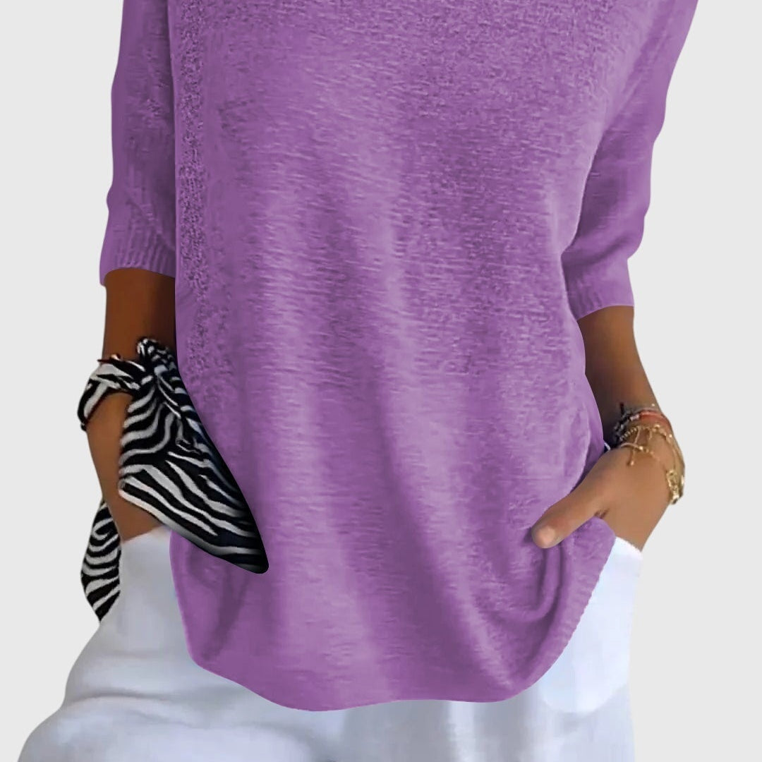 Cassandra - Elegantní top s V výstřihem