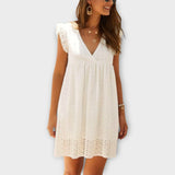 Elegantní Šaty Vzdušná Silueta Minimalistické Detaily