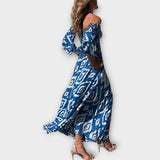 Dlouhé Šaty S Odhalenými Rameny Romantický Střih Elegantní