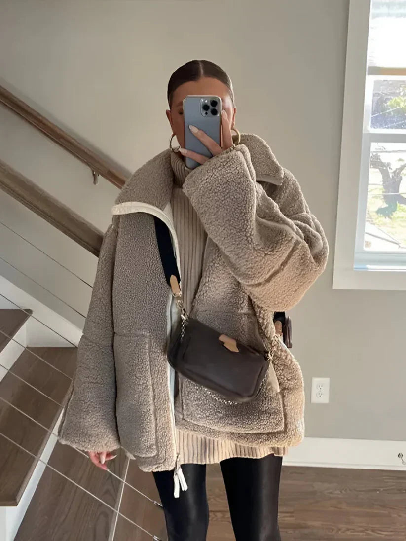 Kaja - Měkký teddy kabát s vysokým límcem