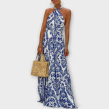 Dlouhé Šaty Se Zavázáním U Krku A Vzdušnou Siluetou