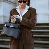 Clara - Elegantní trench coat z imitace semiše